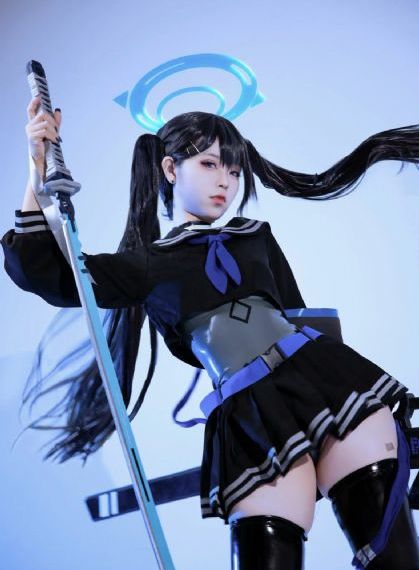 美女被男人扒开腿猛电视