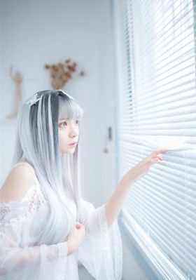 迷人的保姆免费